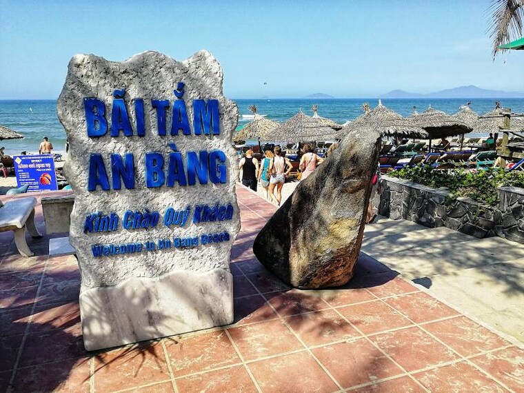 Hoi_An_An_Bang_Beach_4