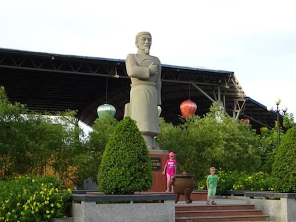 Water Puppet Show Hoi An