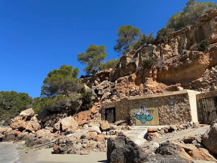 Ibiza_Cala_Saladeta_10