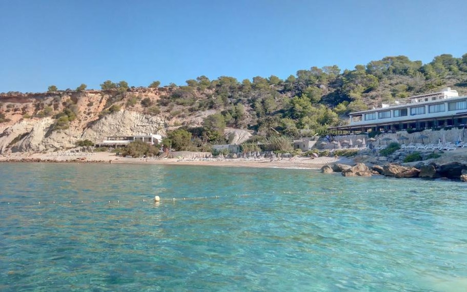 Ibiza_Cliff_Jumping_at_Cala_Tarida_5