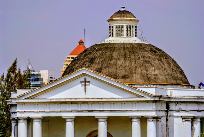 Jakarta_Immanuel_Church_2