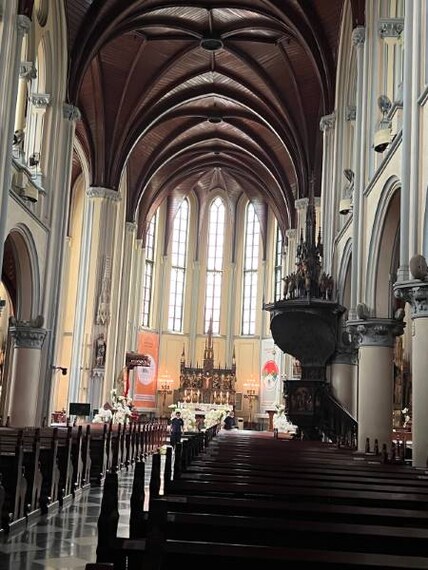 Jakarta_Jakarta_Cathedral_4