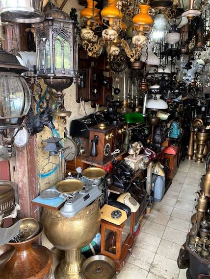 Jakarta_Jalan_Surabaya_2