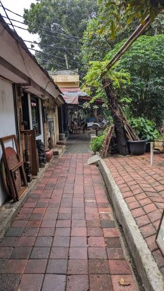 Jakarta_Jalan_Surabaya_4