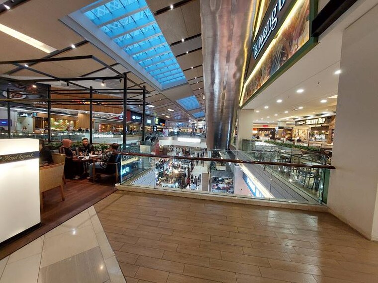 Jakarta_Kota_Kasablanka_10