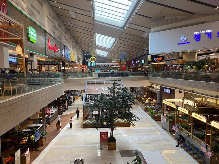 Jakarta_Kota_Kasablanka_7