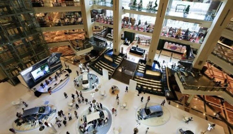 Jakarta_Taman_Anggrek_Mall_5