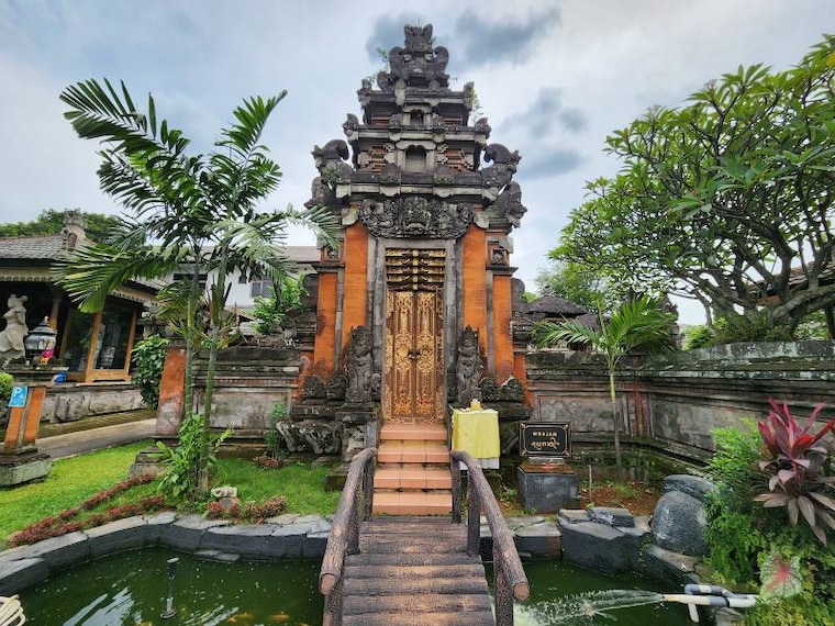 Jakarta_Taman_Mini_Indonesia_Indah_8