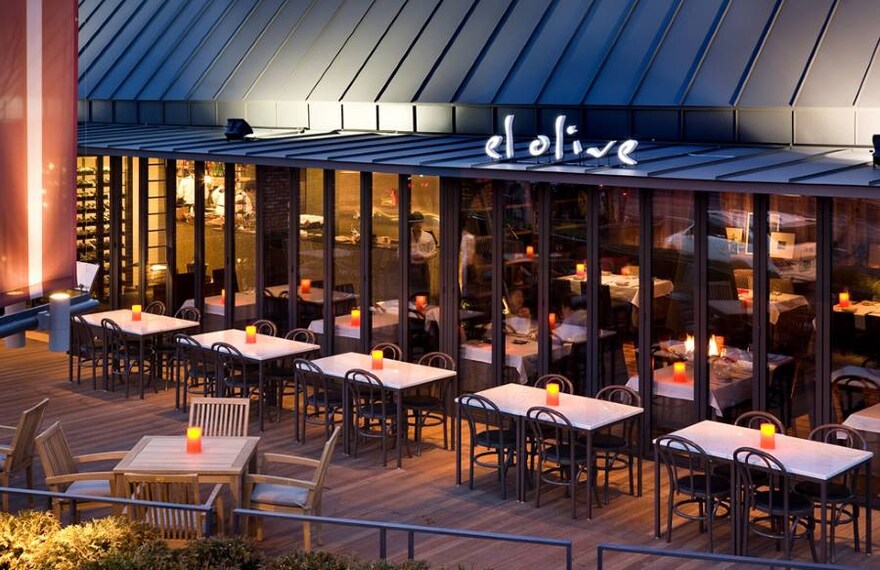 Jung_(Busan)_El_Olive_1