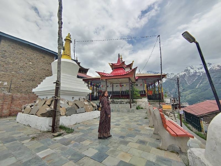 Kalpa_Narayan-Nagini_Temple_3