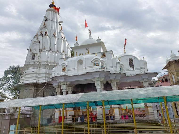 Kangra_Brajeshwari_Temple_1
