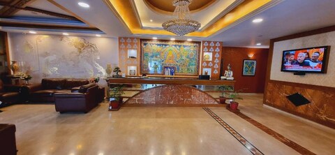 Hotel The Grand Raj