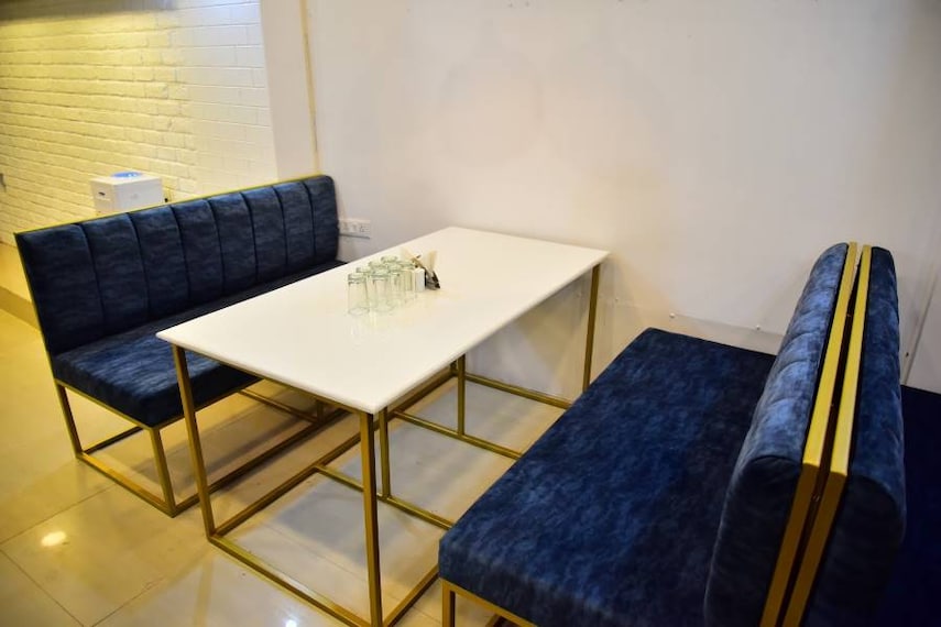 Kangra_Oasis_Cafe_And_Restaurant_4