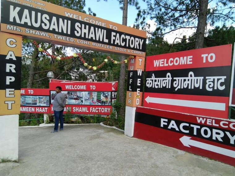 Kausani_Kausani_Shawls_2
