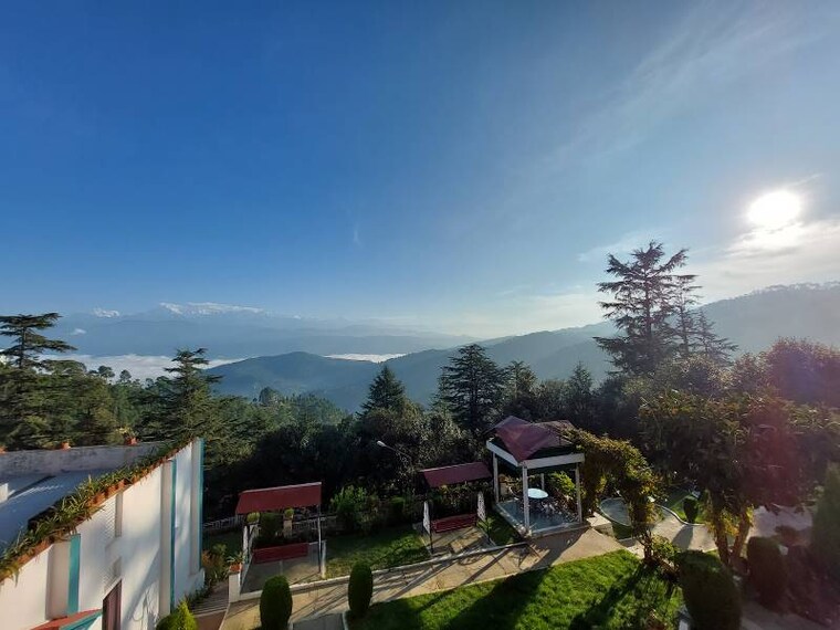 Kausani_Krishna_Mountview_10