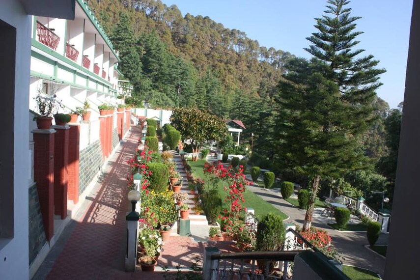 Kausani_Krishna_Mountview_4