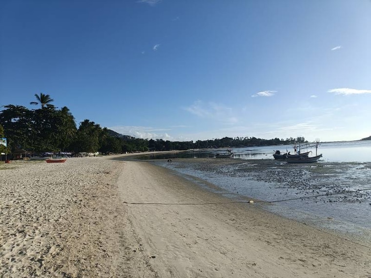 Koh_Samui_Chaweng_Beach_5