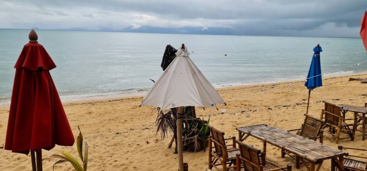 Koh_Samui_Mae_Nam_Beach_9