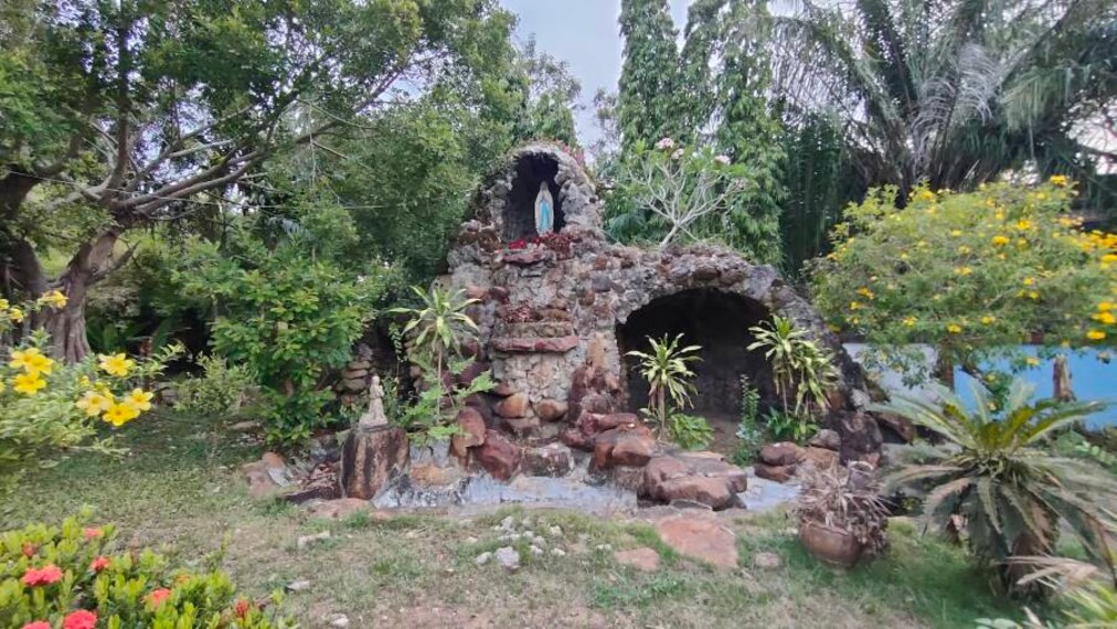 Koh_Samui_St_Anna_Catholic_Church_4