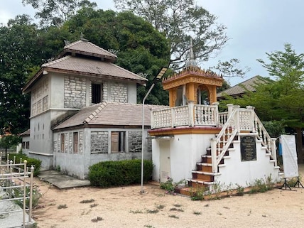 White Marble Buddha at Wat Samret