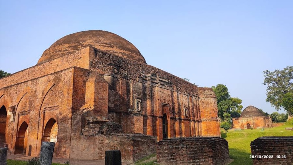 Malda_Chamakti_Masjid_Chika_Mosque_1