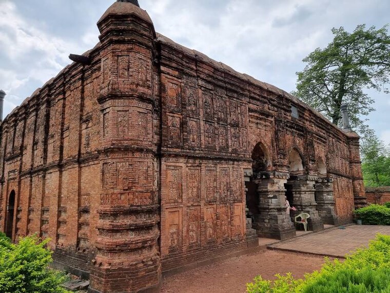 Malda_Kadam_Rasul_Mosque_2