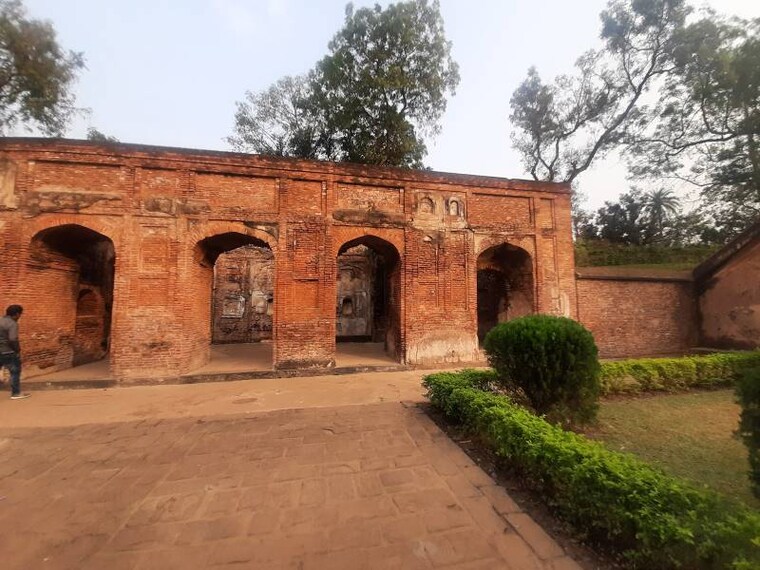 Malda_Kadam_Rasul_Mosque_6