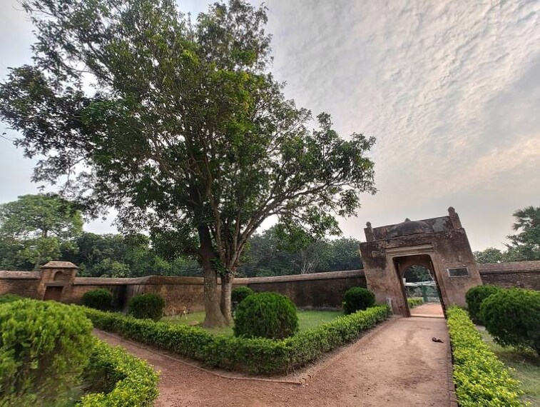 Malda_Luko_Churi_Gate_3