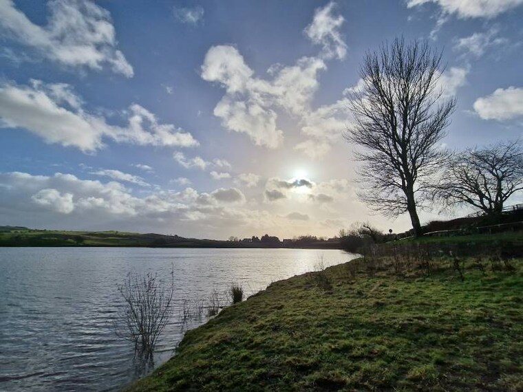 Manchester_Hollingworth_Lake_3