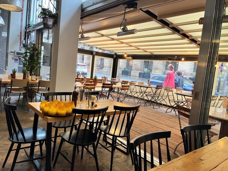 Manchester_Rudys_Neapolitan_Pizza_1