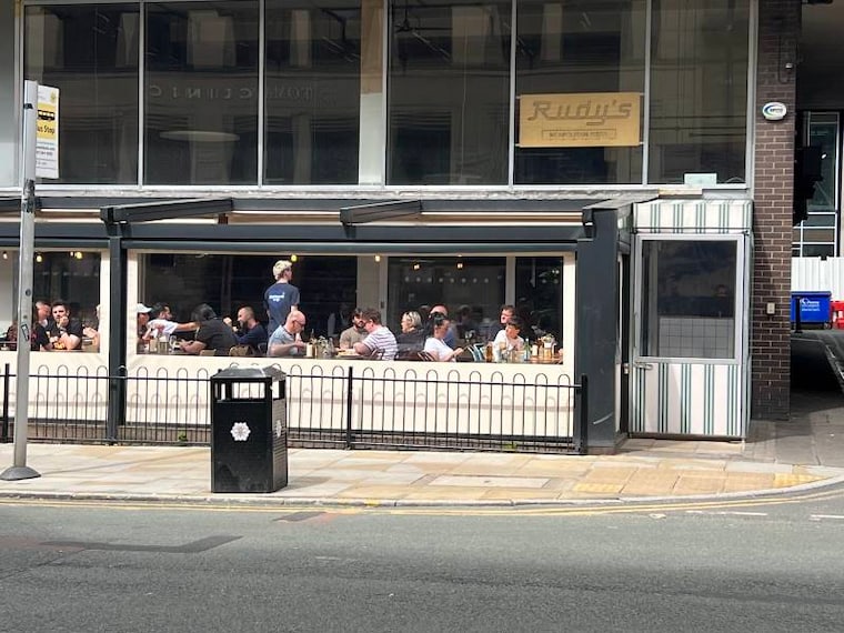 Manchester_Rudys_Neapolitan_Pizza_5