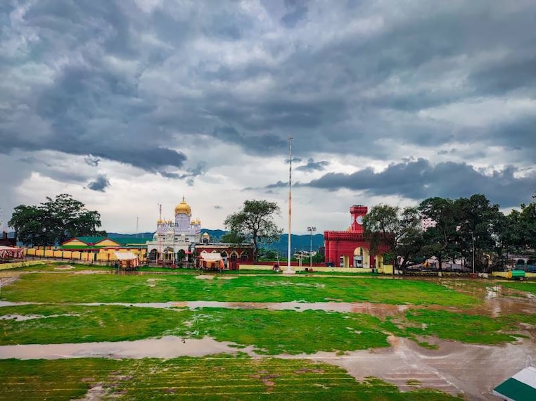 Nahan_Chaugan_Road_1