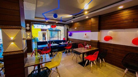 The Cruze Cafe Gunnu Ghat