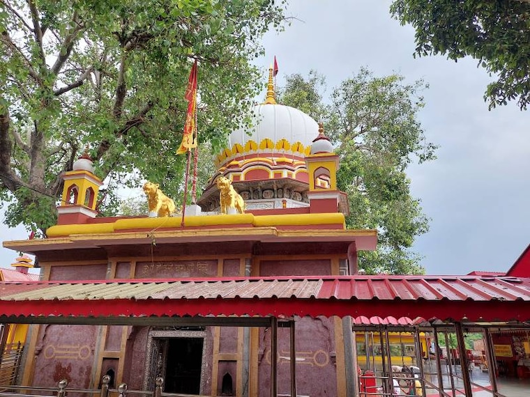 Nahan_Trilokpur_Temple_6
