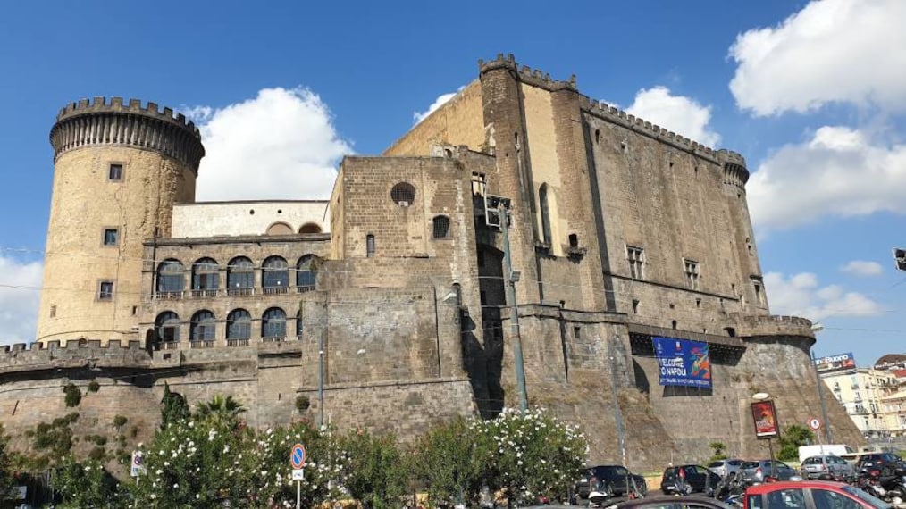 Naples_Castel_Nuovo_6
