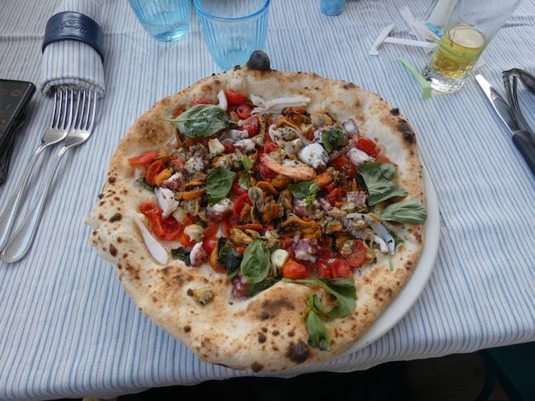 Naples_La_Scialuppa_Restaurant_9