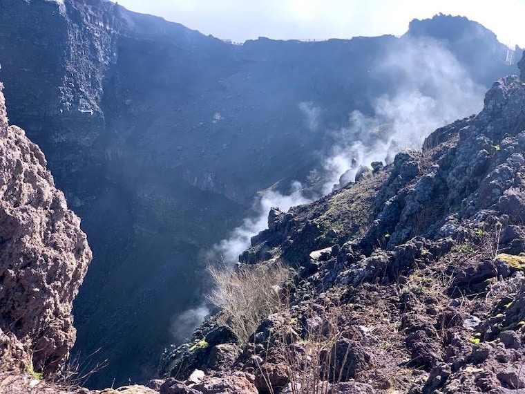 Naples_Mount_Vesuvius_6
