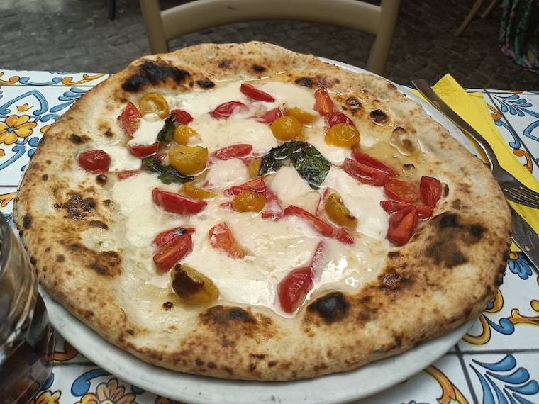 Naples_Spaccanapoli_3