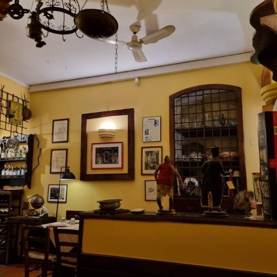 Naples_Taverna_dell_Arte_4