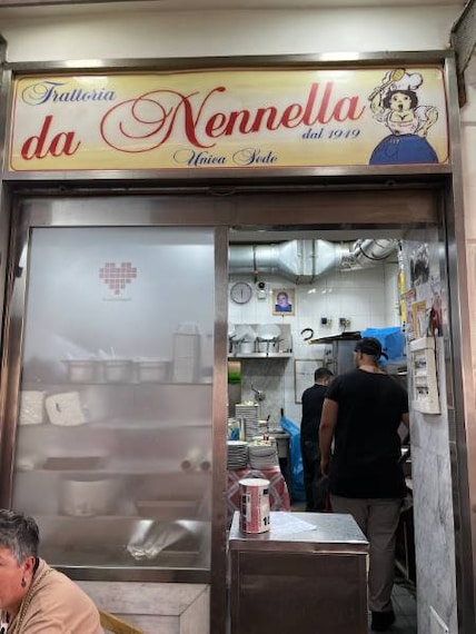 Naples_Trattoria_da_Nennella_10