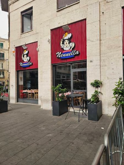 Naples_Trattoria_da_Nennella_5