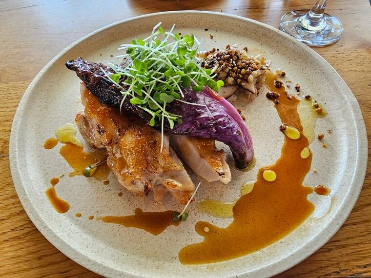 Perth_Bib_and_Tucker_7