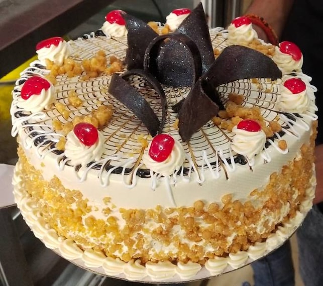 Pithoragarh_Saraswati_Sweet_&_Restaurant_2