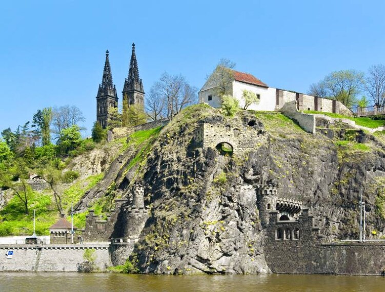 Prague_Vysehrad_Park_3