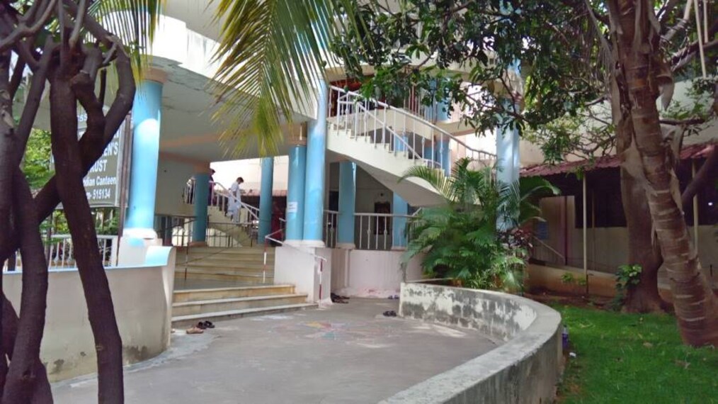 Puttaparthi_North_Indian_Canteen_9