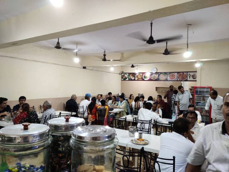 Puttaparthi_Sai_Surya_Restaurant_1