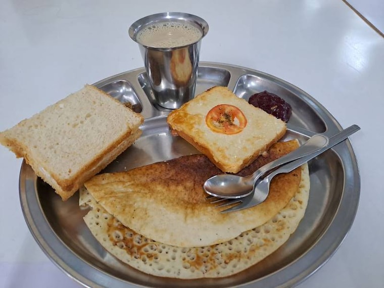 Puttaparthi_Western_Canteen_5