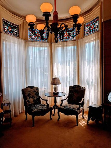 San_Francisco_Haas-Lilienthal_House_3