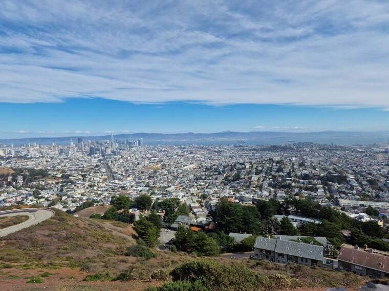 San_Francisco_Twin_Peaks_1