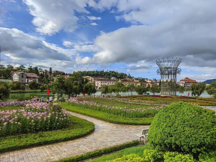 Sapa_Boating_in_Sapa_Lake_10